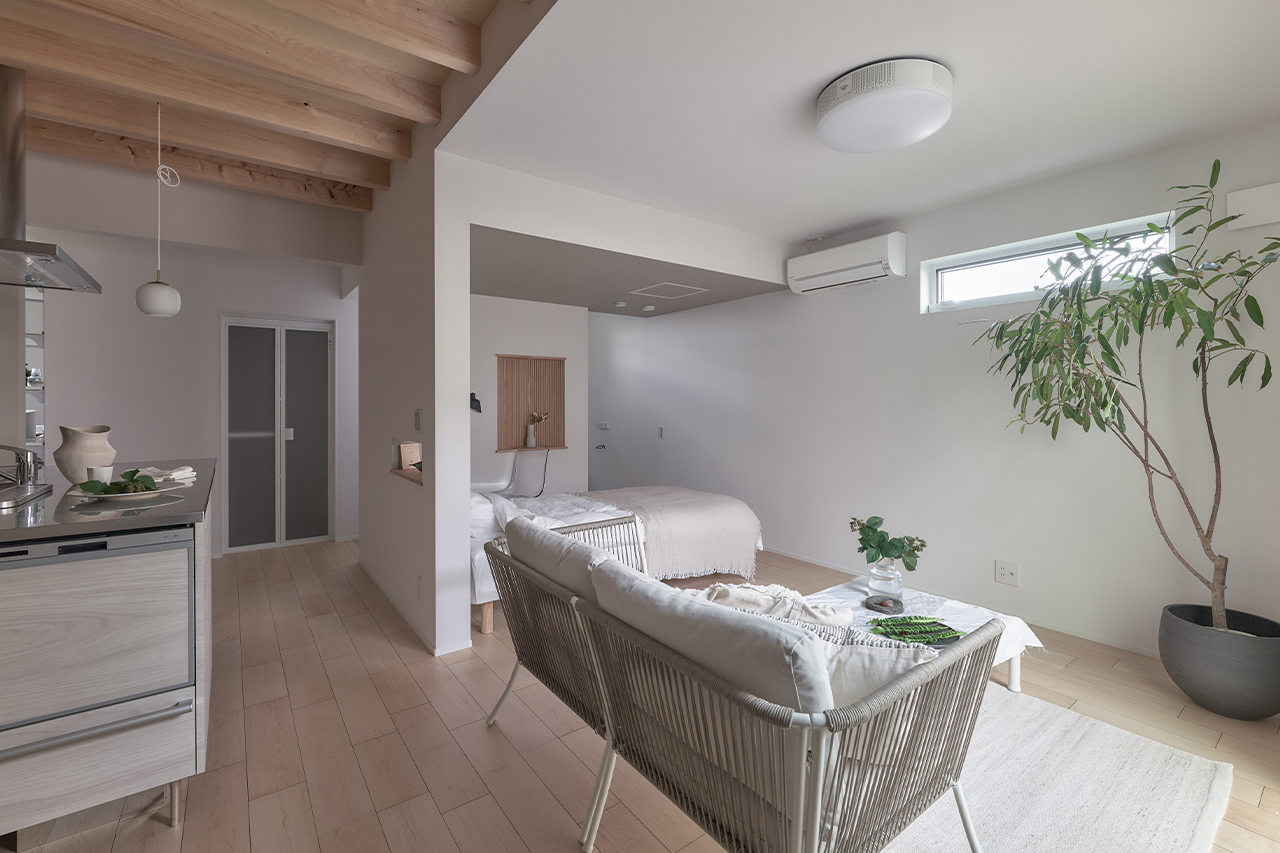 リビングから寝室風景